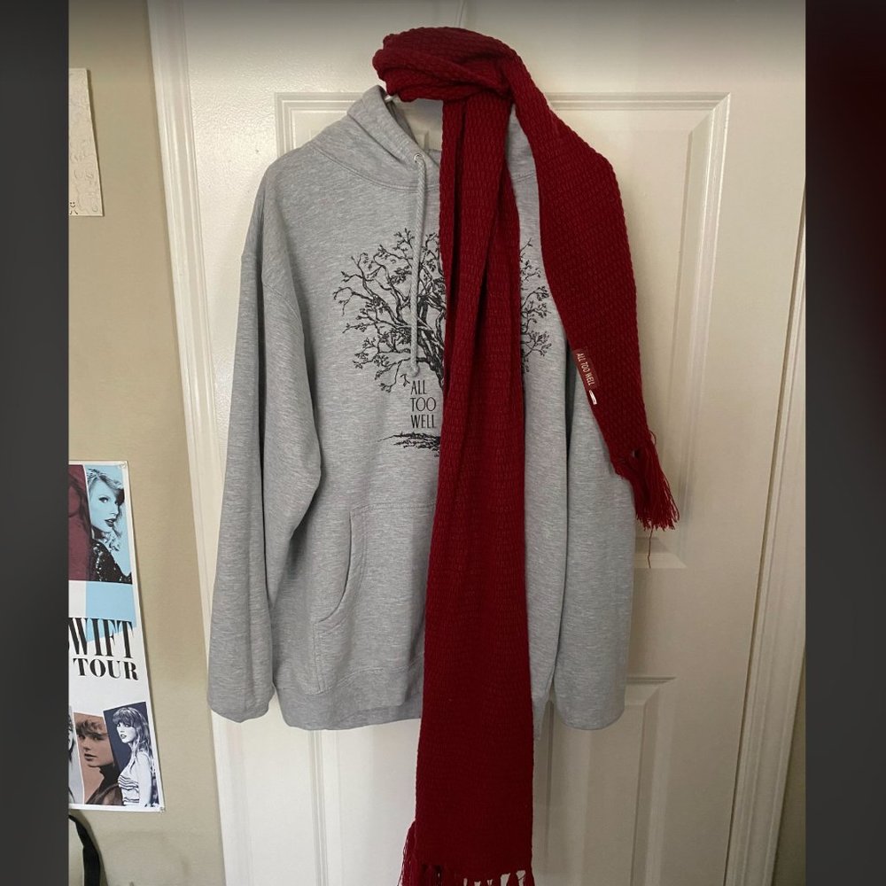 Bundle of Taylor Swift sweater and scarf!